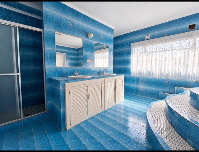 5 BEDROOM HOUSE FOR SALE IN DE DEUR